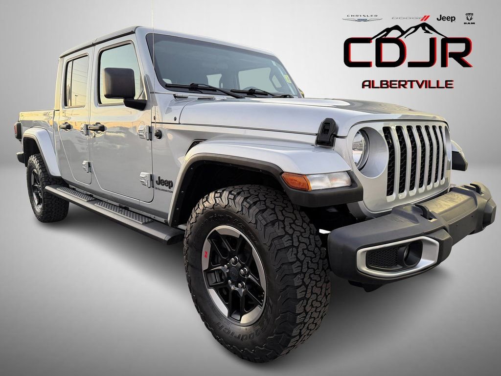 Used 2023 Jeep Gladiator Sport image 1
