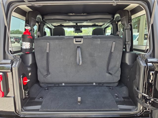 Used 2024 Jeep Wrangler Rubicon AWD/4WD image 10