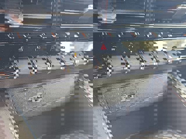 New 2026 GMC Canyon Elevation w/ Convenience Package image 24