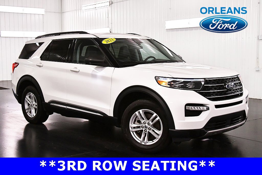 Used 2023 Ford Explorer XLT w/ Equipment Group 202A image 1