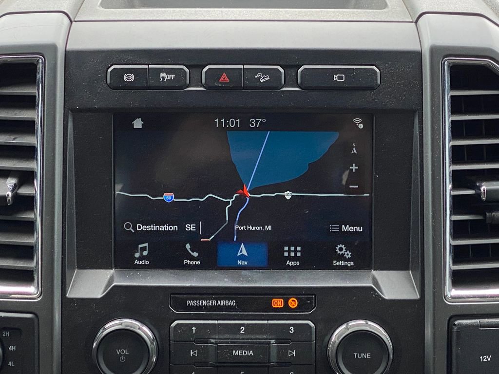 Used 2018 Ford F250 XLT w/ XLT Premium Package image 24