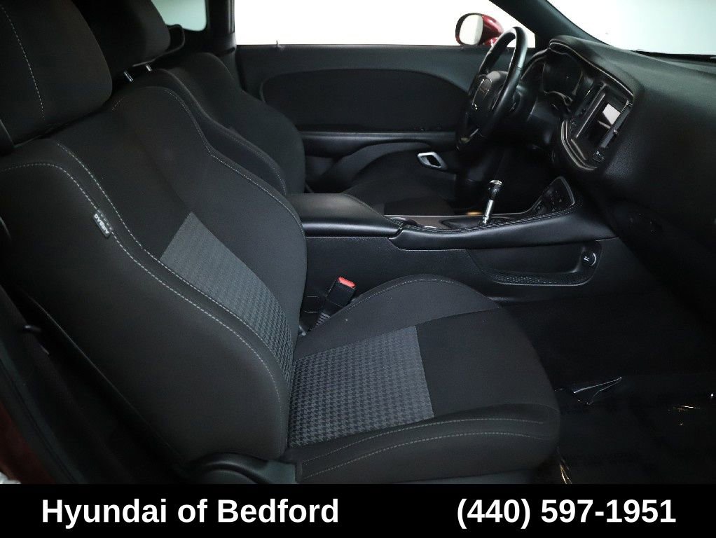 Used 2022 Dodge Challenger R/T w/ Blacktop Package RWD image 28