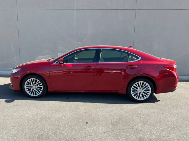 Used 2014 Lexus ES 350 w/ Luxury Package FWD image 4