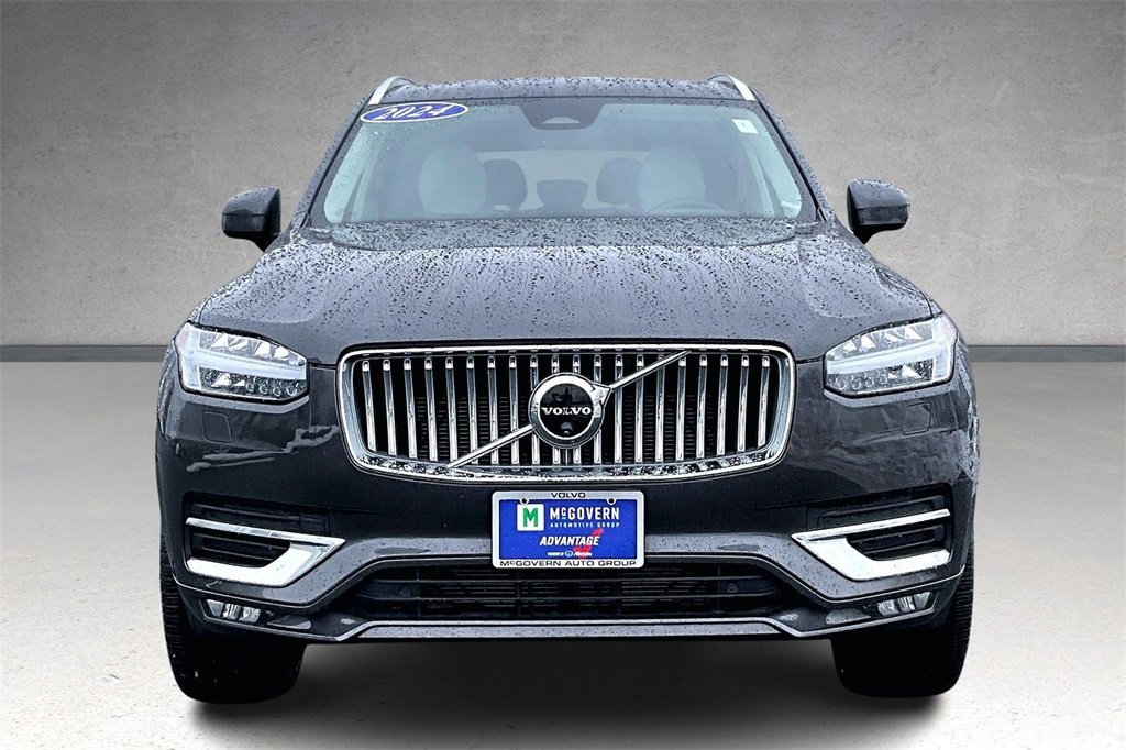 Used 2024 Volvo XC90 B5 Plus w/ Protection Package image 2
