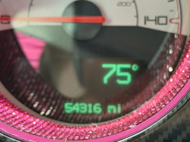 Used 2014 Dodge Challenger SXT RWD image 15