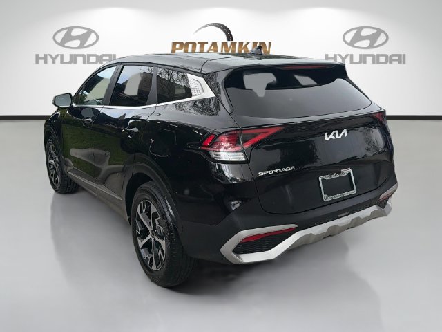 Used 2025 Kia Sportage EX FWD image 7