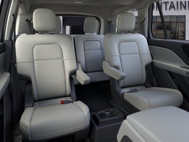 New 2026 Lincoln Aviator AWD w/ Jet Appearance Package image 11