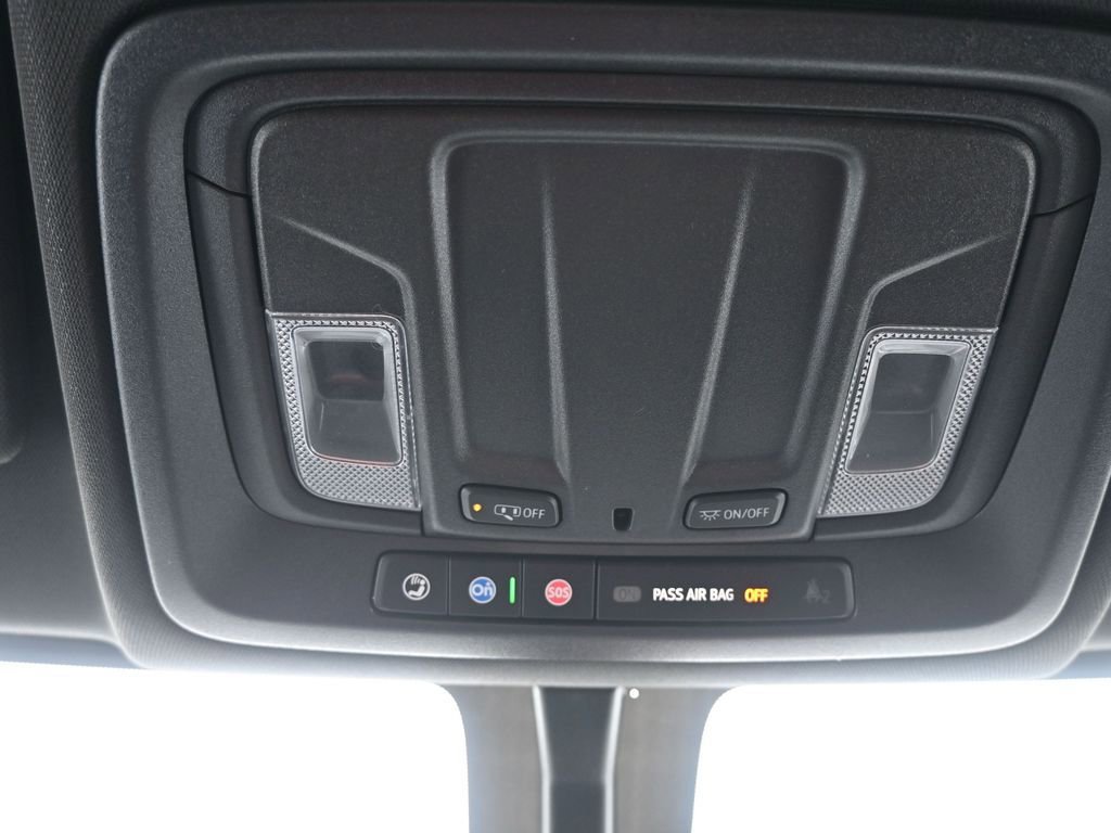 Used 2021 GMC Sierra 2500 AT4 image 43