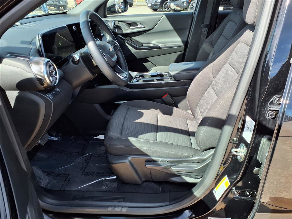 Used 2025 Chevrolet Equinox LT image 18