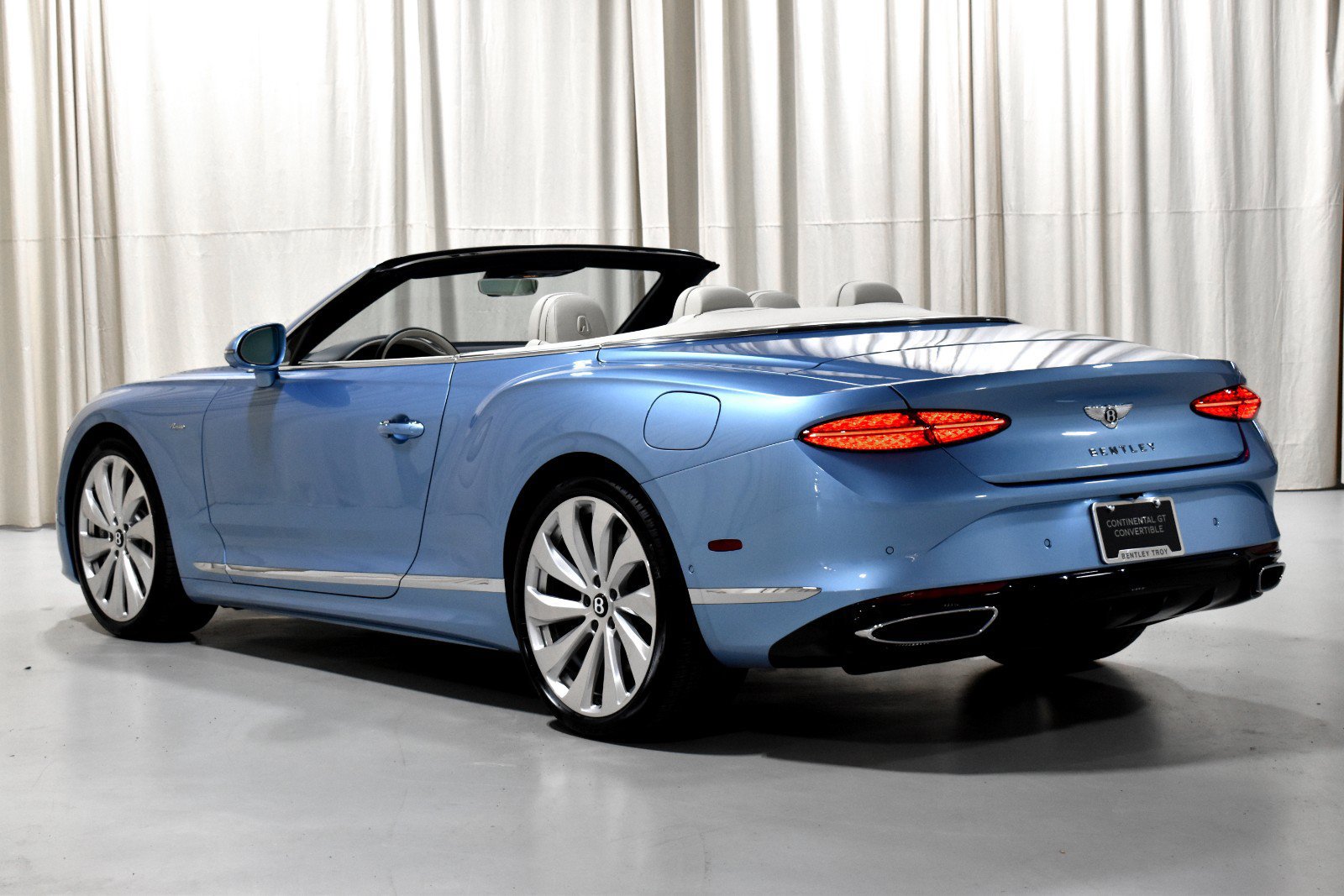 New 2026 Bentley Continental GT AWD/4WD image 7