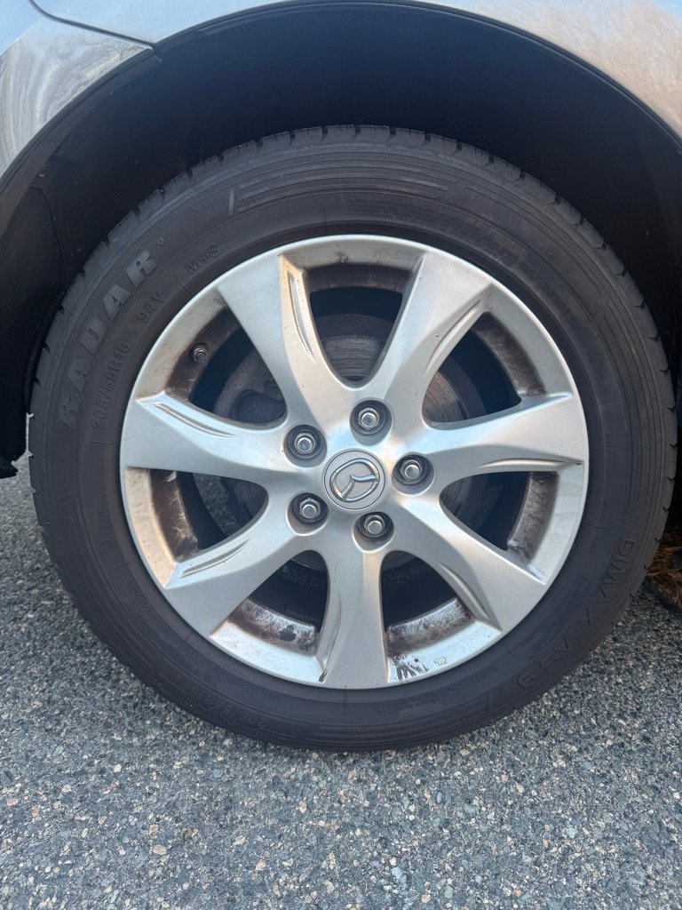 Used 2011 MAZDA MAZDA3 i Touring image 28