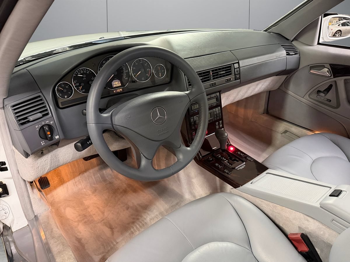 Used 2001 Mercedes-Benz SL 500 image 12