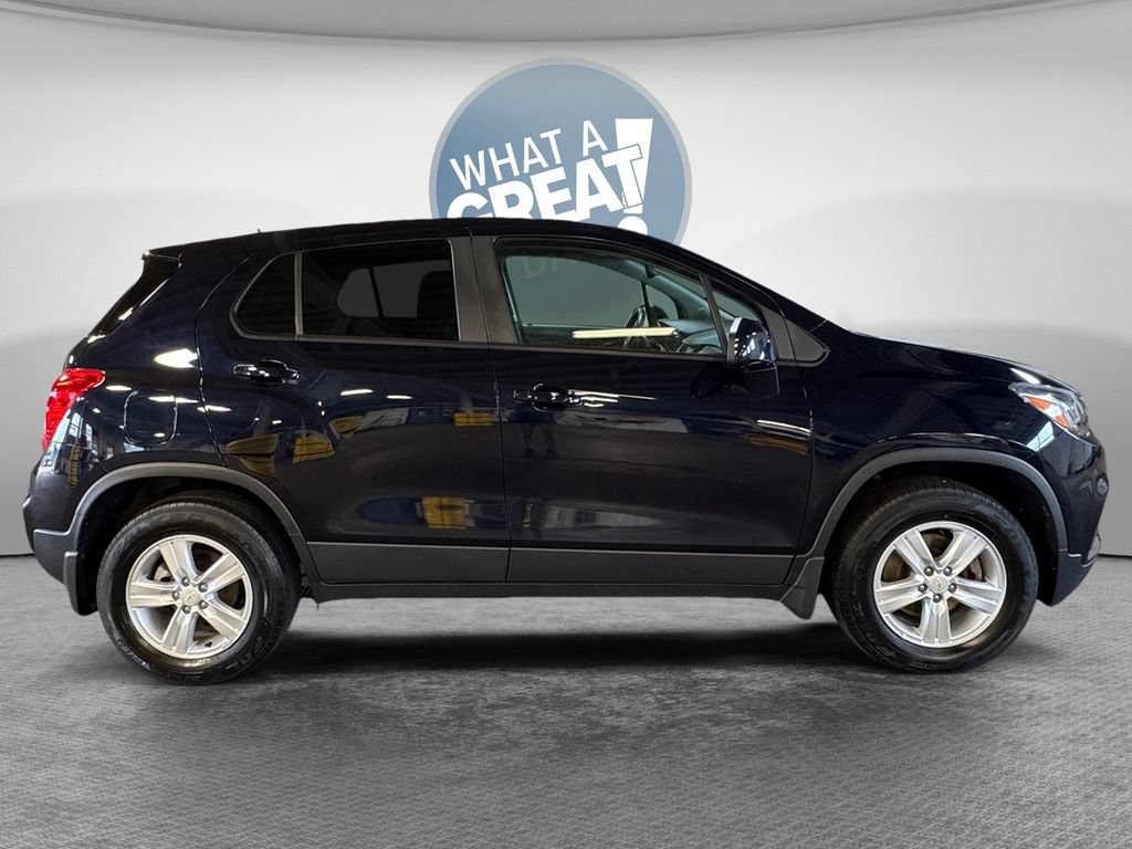 Used 2021 Chevrolet Trax LS w/ Tint and Cruise Package AWD/4WD image 2