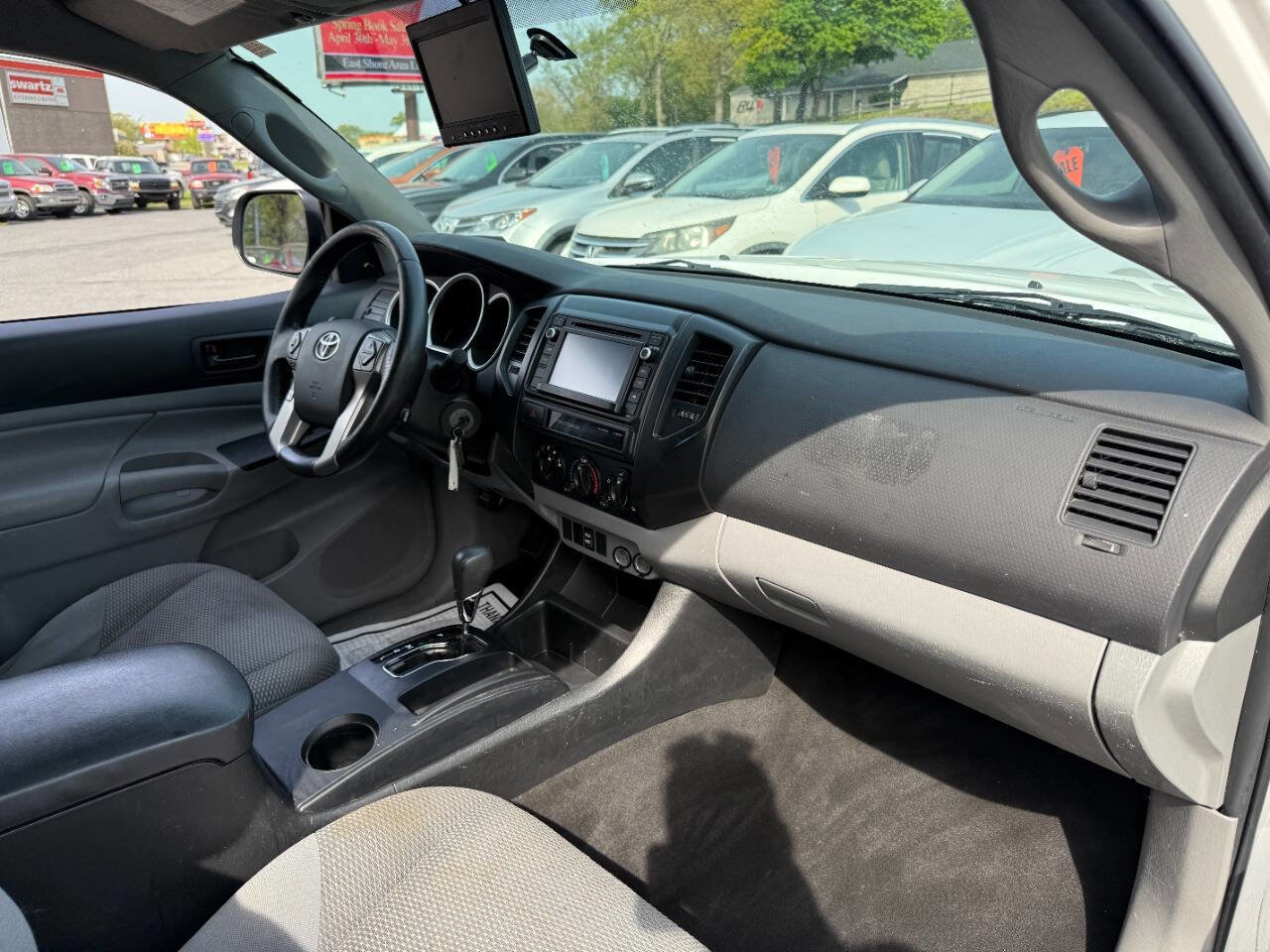 Used 2015 Toyota Tacoma 2WD Access Cab w/ Convenience Package image 25