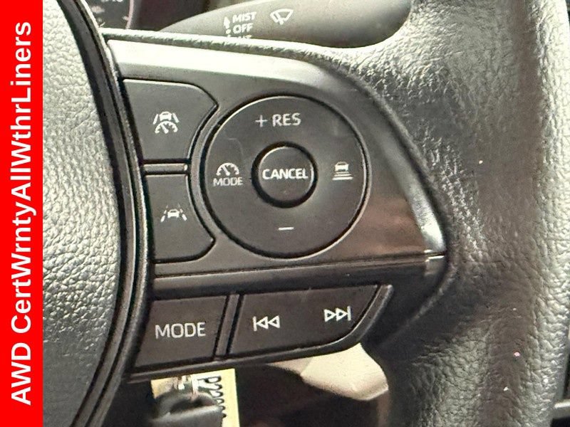 Used 2024 Toyota Corolla Cross L AWD/4WD image 16