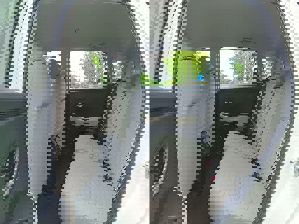 Certified 2023 Honda HR-V LX image 20