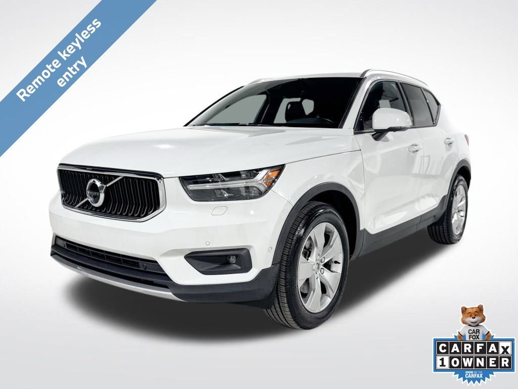 Used 2019 Volvo XC40 T5 Momentum