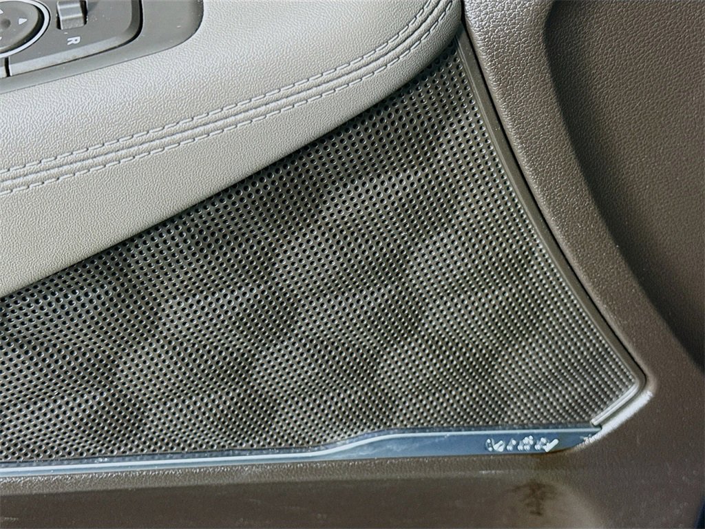 Used 2019 Hyundai Santa Fe SEL w/ Cargo Package image 10