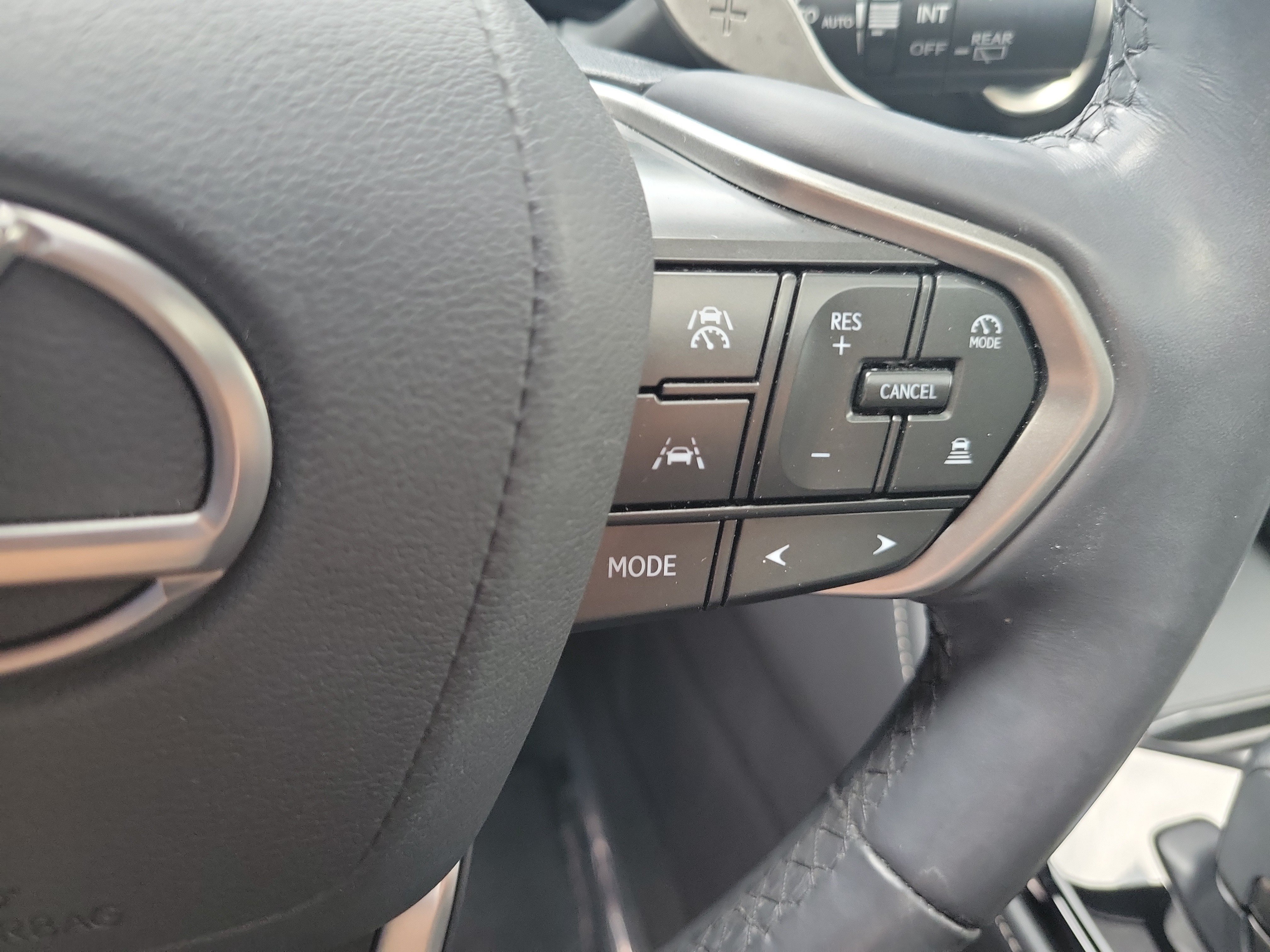 Certified 2024 Lexus NX 250 FWD w/ Towing Package (2000 Lbs) image 27