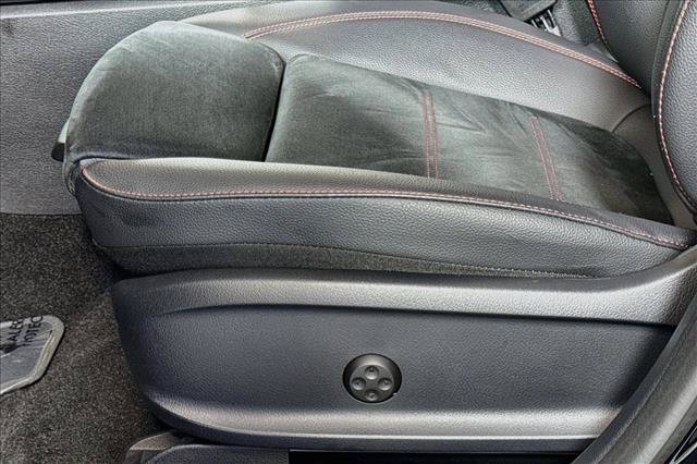 Used 2023 Mercedes-Benz EQB 300 4MATIC image 18