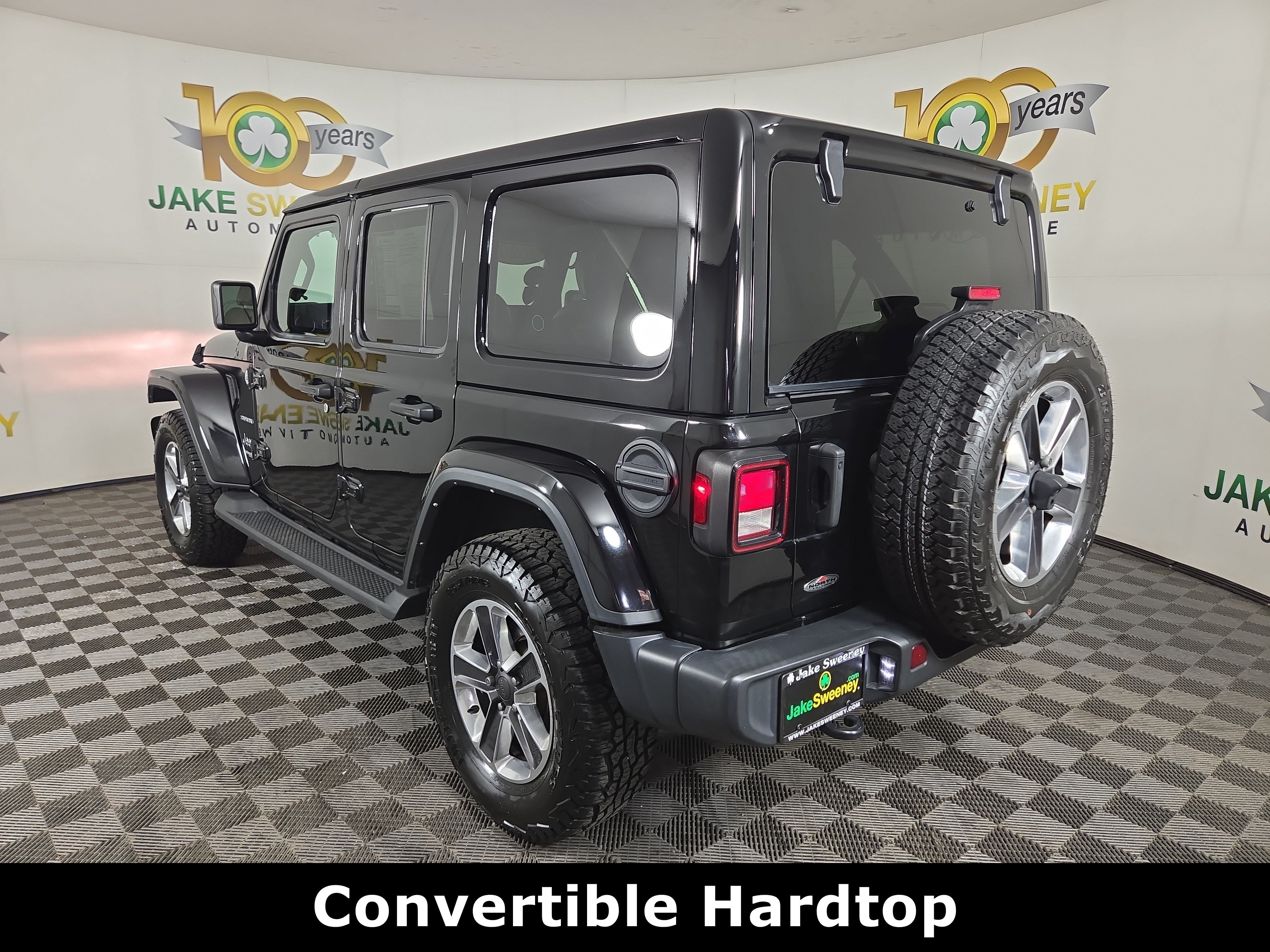 Used 2020 Jeep Wrangler Unlimited Sahara AWD/4WD image 6
