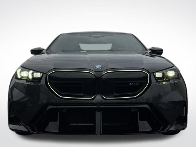 New 2026 BMW M5 image 2