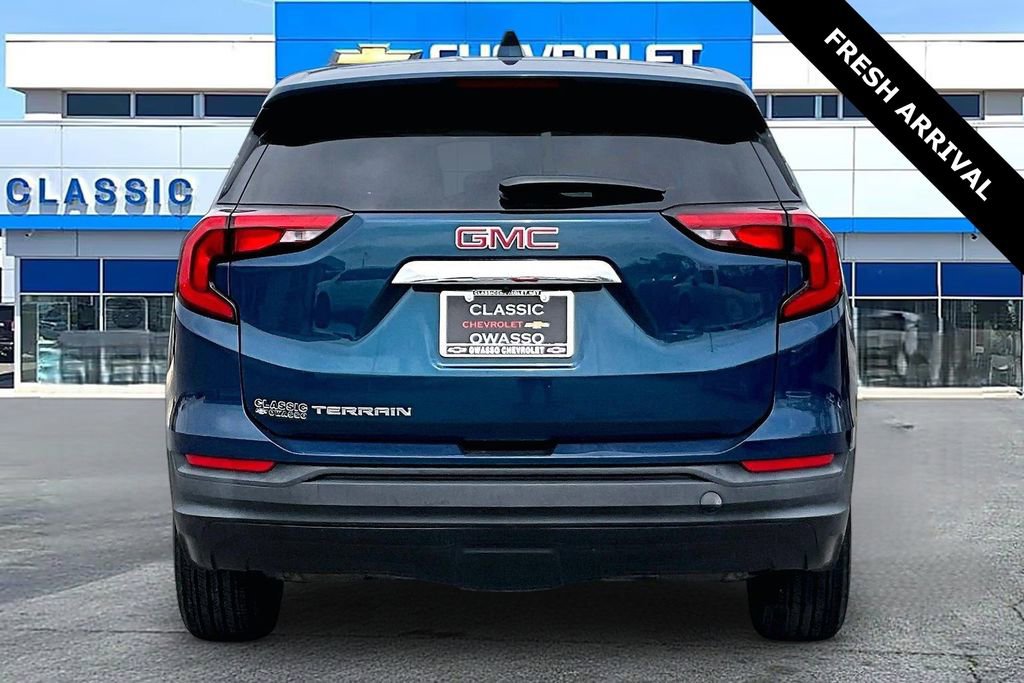 Used 2021 GMC Terrain SLE FWD image 6