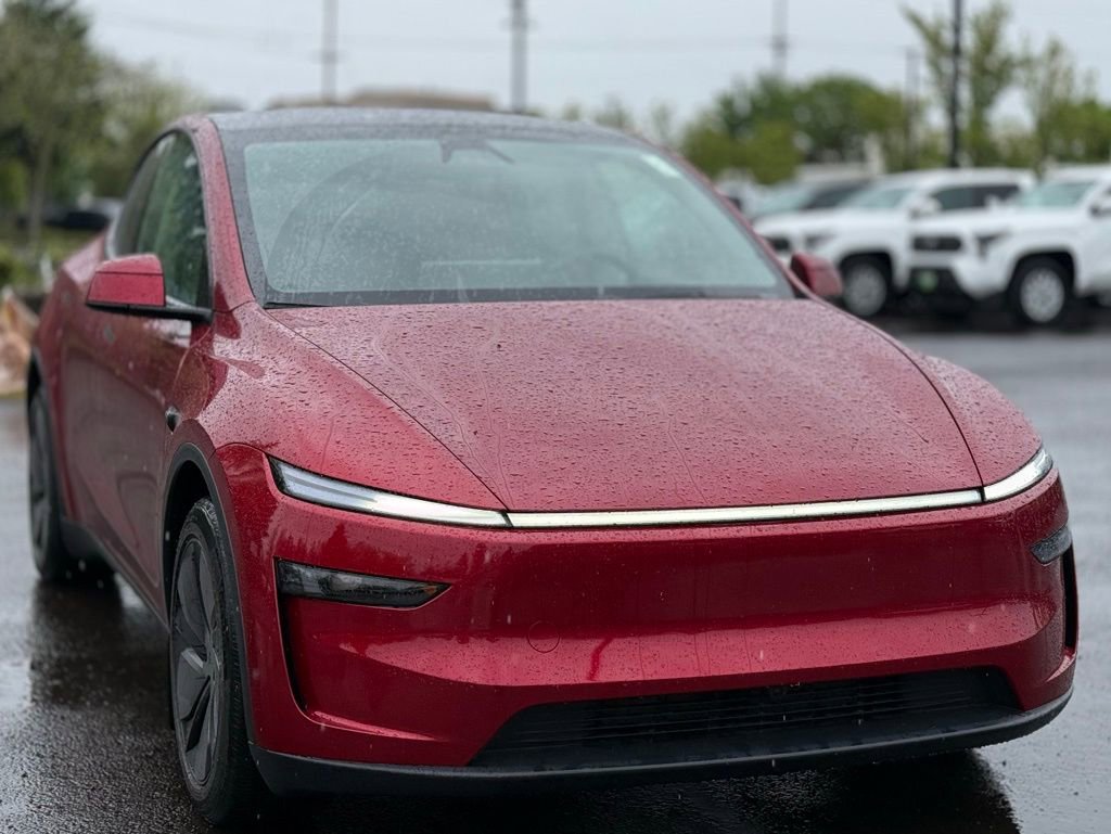 Used 2026 Tesla Model Y Long Range AWD/4WD image 7