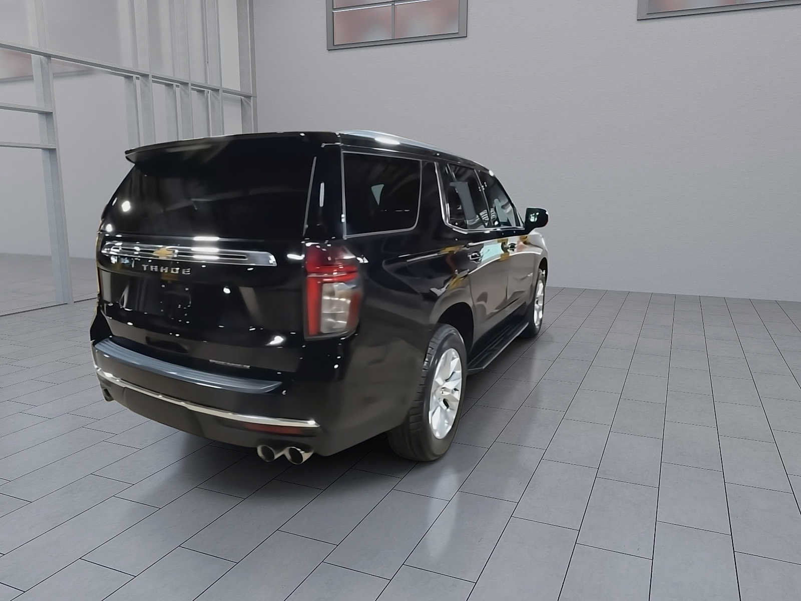 Used 2024 Chevrolet Tahoe Premier AWD/4WD image 8