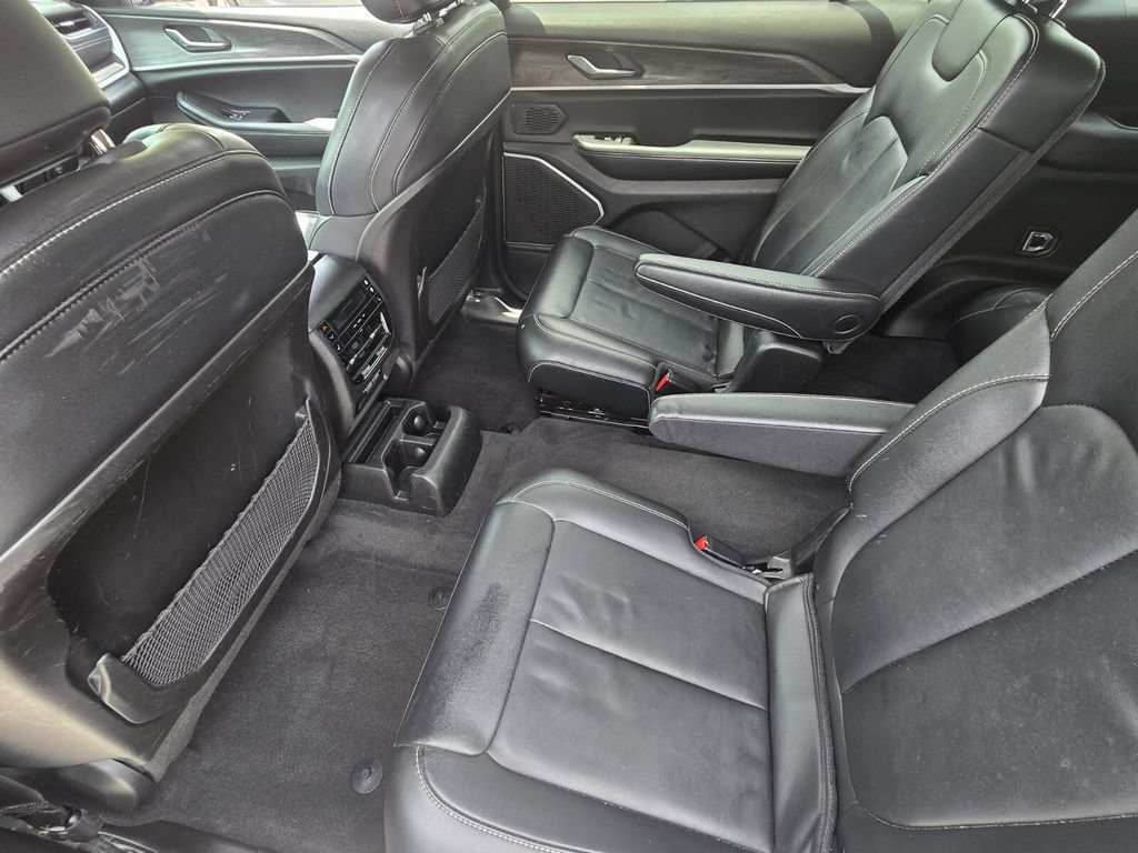 Used 2022 Jeep Grand Cherokee L Limited RWD image 15
