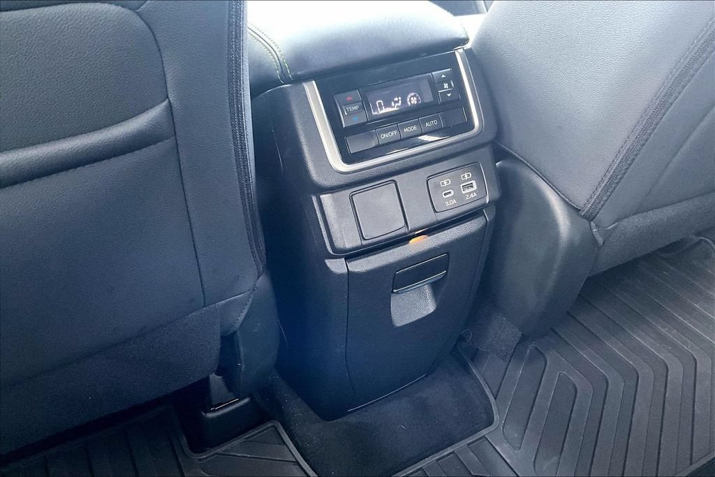 Used 2024 Subaru Ascent Onyx Edition AWD/4WD image 30