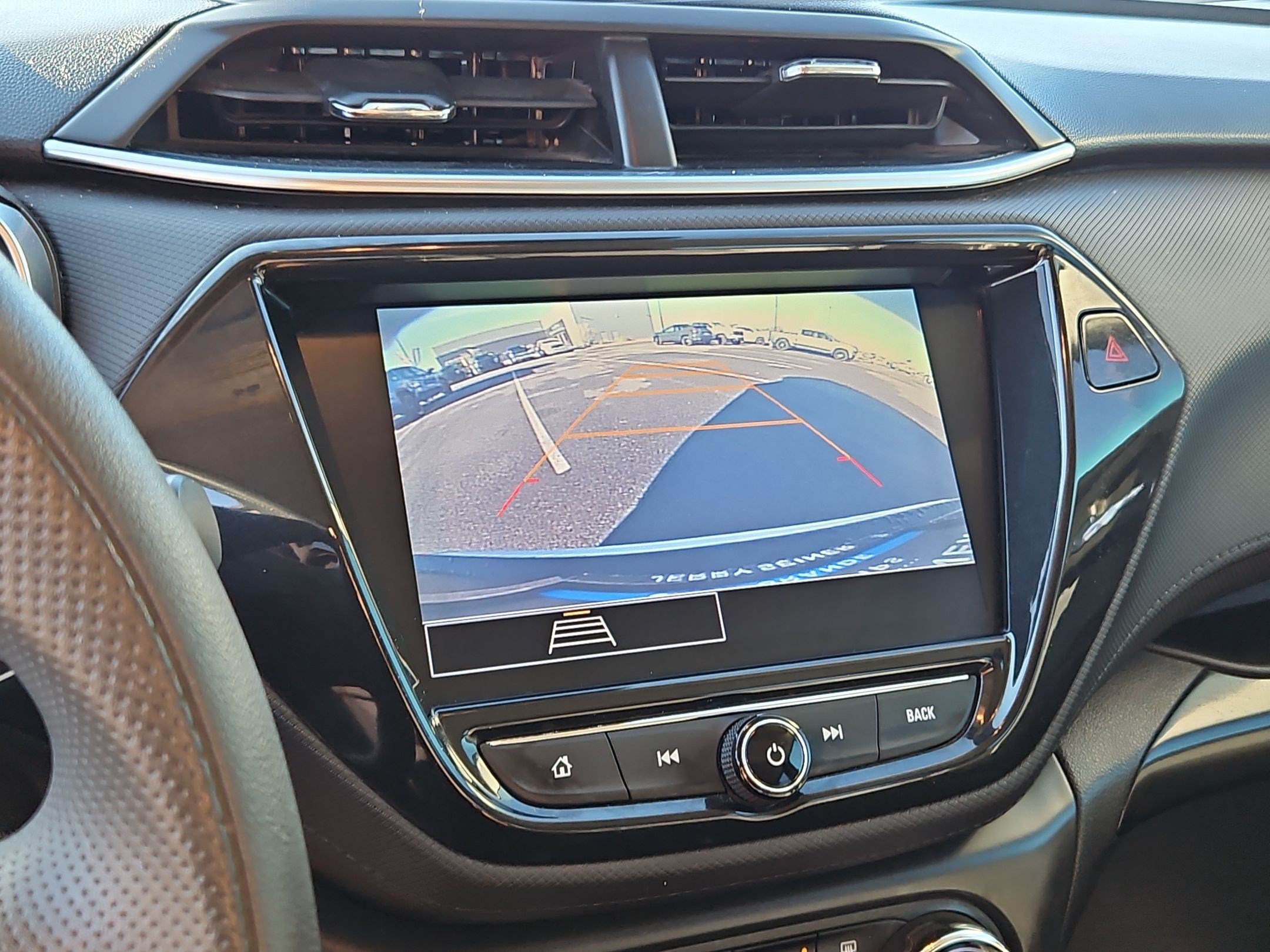 Certified 2021 Chevrolet TrailBlazer LT w/ Convenience Package FWD image 19