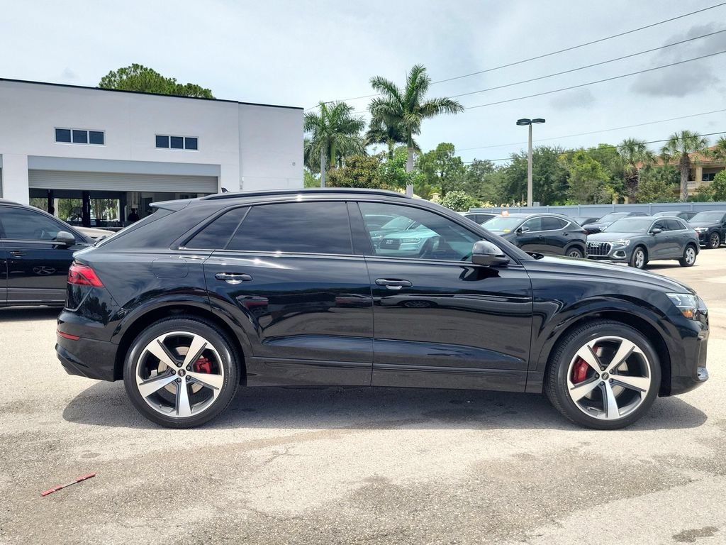 Used 2024 Audi SQ8 Premium Plus AWD/4WD image 3