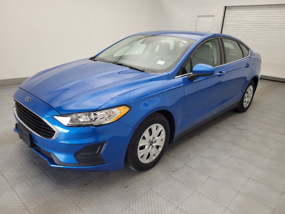 Used 2020 Ford Fusion S image 2