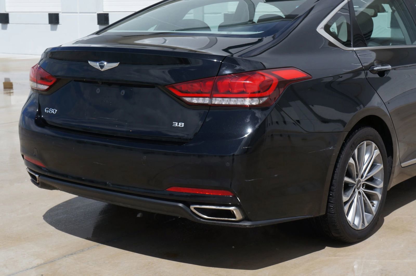 Used 2017 Genesis G80 3.8 w/ Option Group 02 image 14