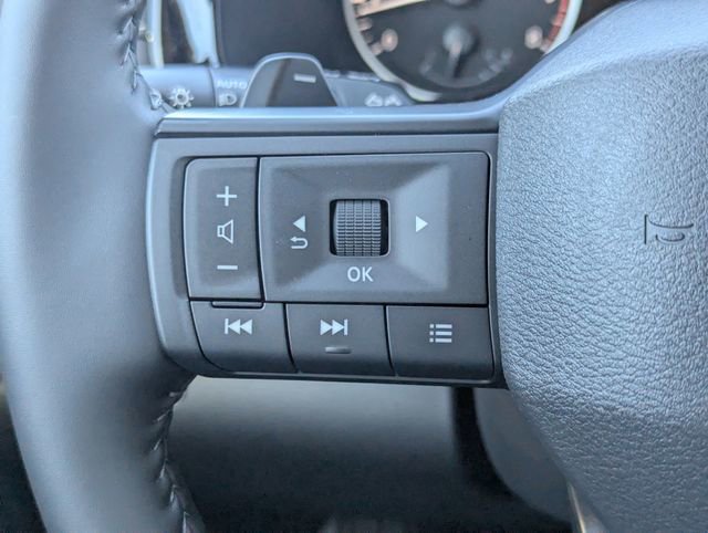 New 2026 Nissan Pathfinder SV image 24