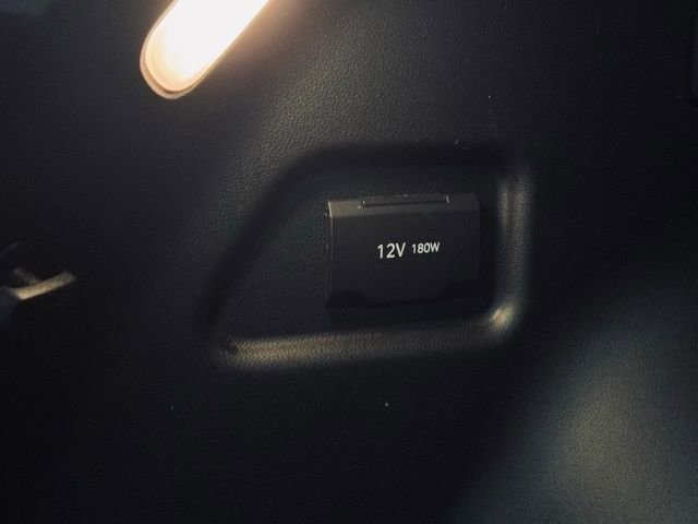 Used 2023 Hyundai Tucson Limited image 11