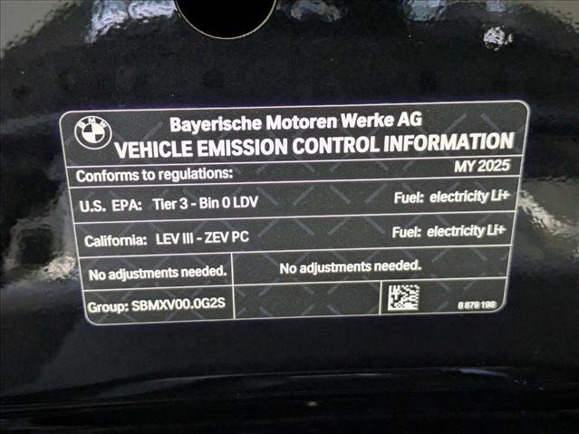 Used 2025 BMW i4 eDrive40 w/ M Sport Package image 25