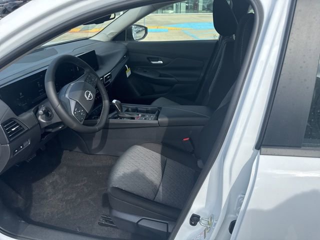 New 2026 Nissan Sentra SV w/ SV Convenience Package FWD image 8