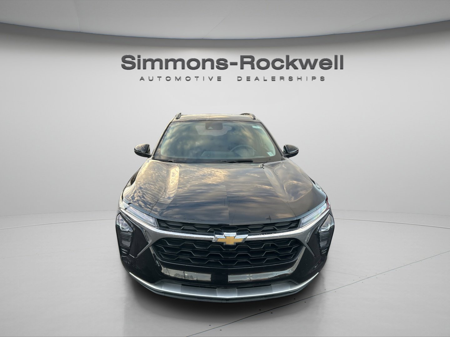 Used 2024 Chevrolet Trax LT image 2