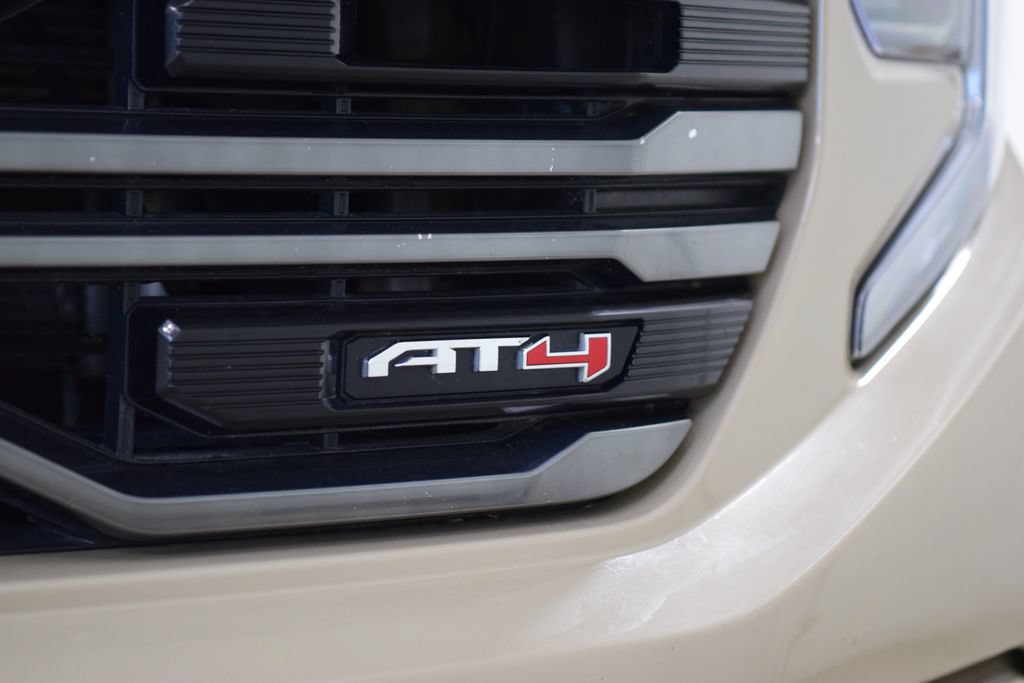Used 2023 GMC Sierra 1500 AT4 w/ AT4 Premium Package AWD/4WD image 14