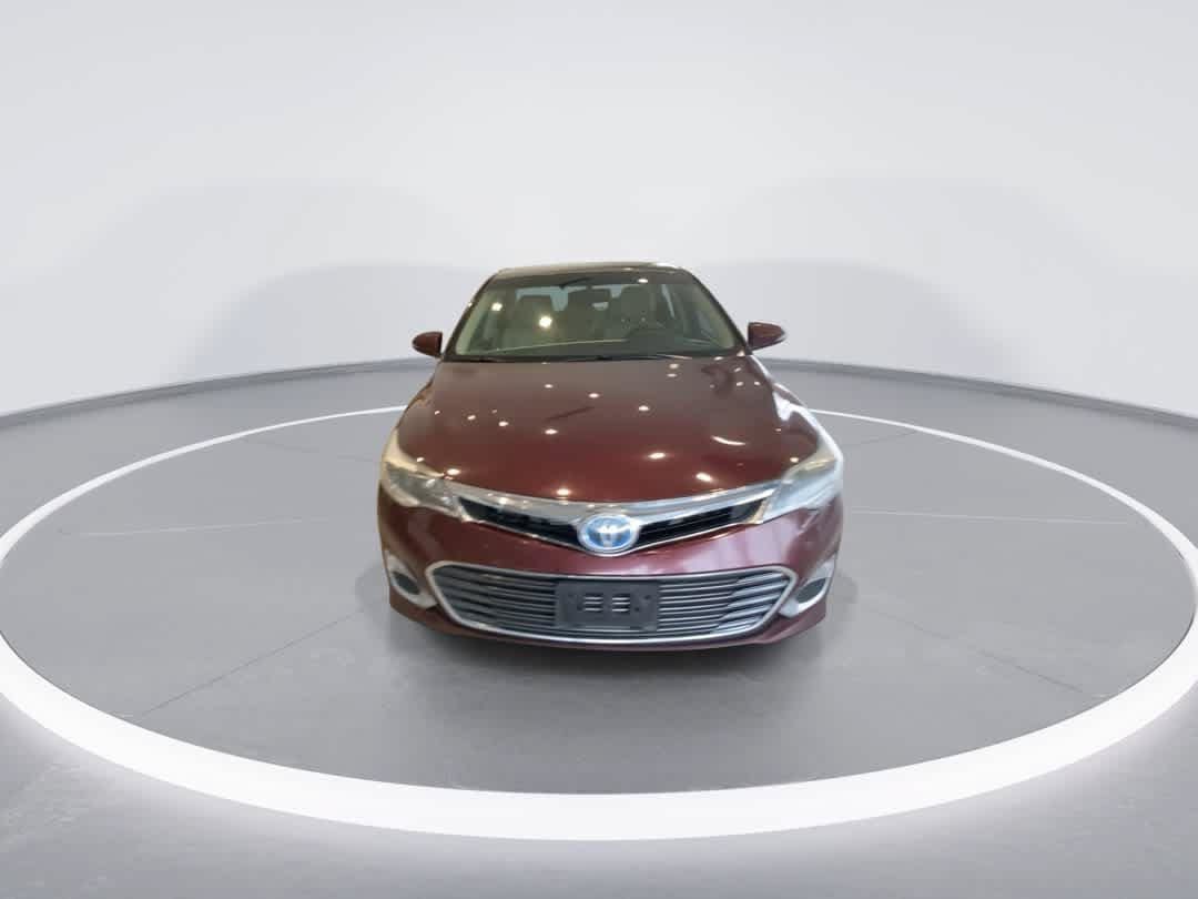 Used 2013 Toyota Avalon XLE Premium FWD image 3