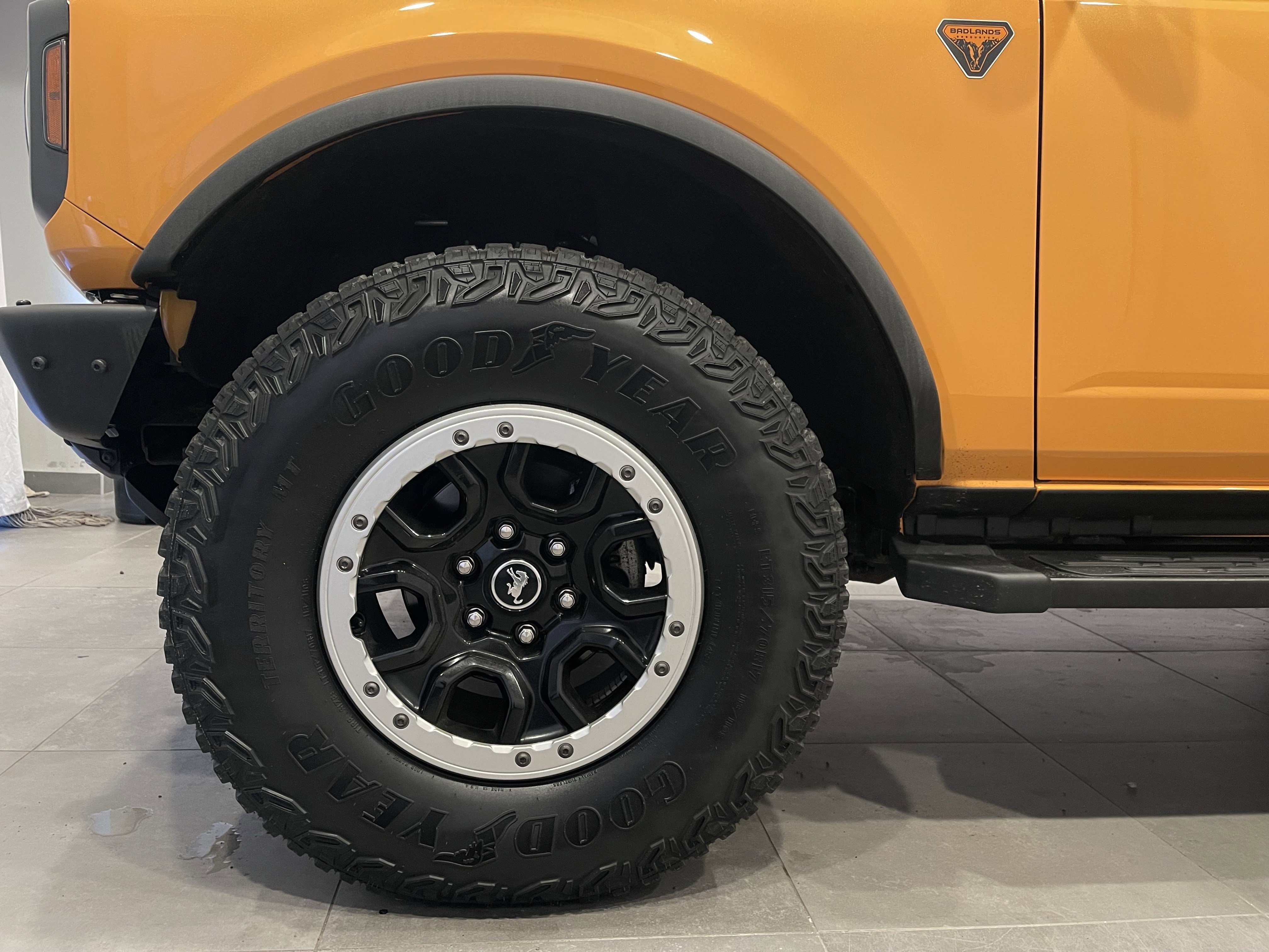 Used 2021 Ford Bronco Badlands image 7