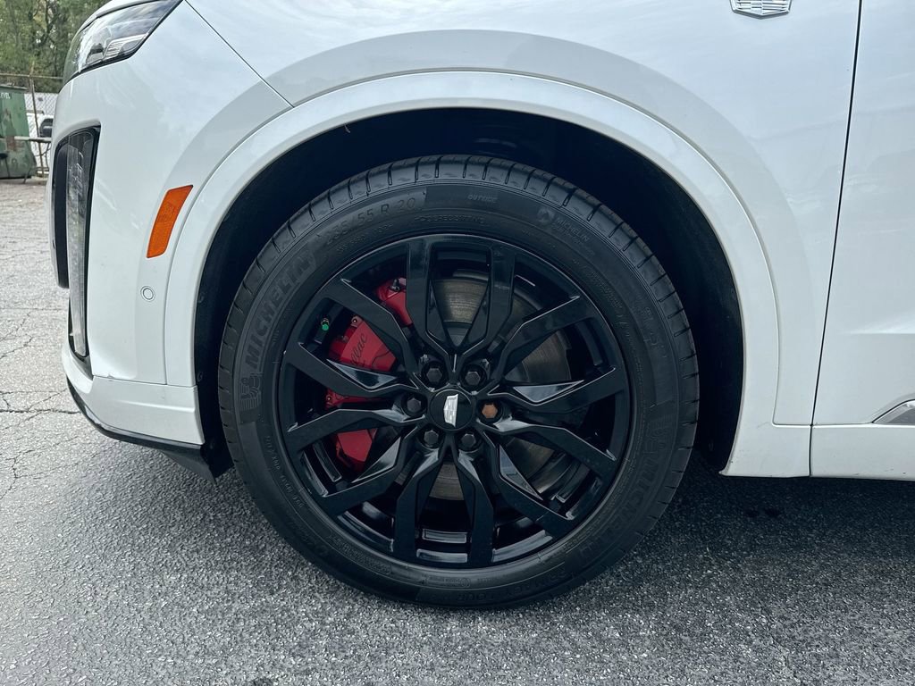 Used 2023 Cadillac XT6 Sport w/ Technology Package image 12