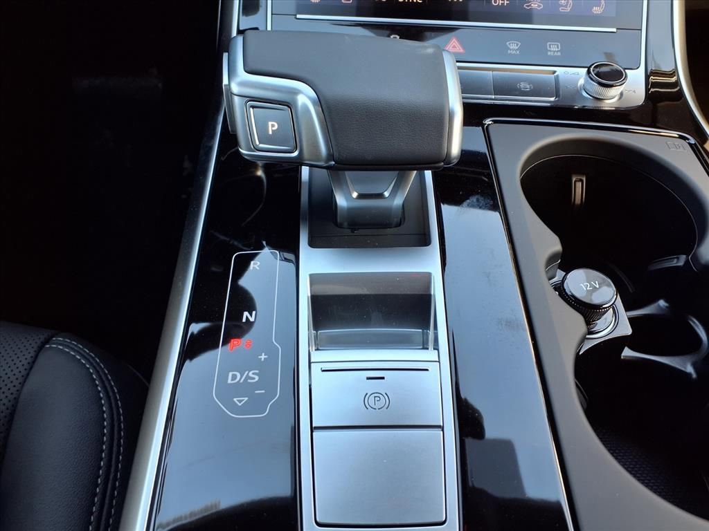New 2026 Audi Q7 3.0T Premium Plus AWD/4WD image 17
