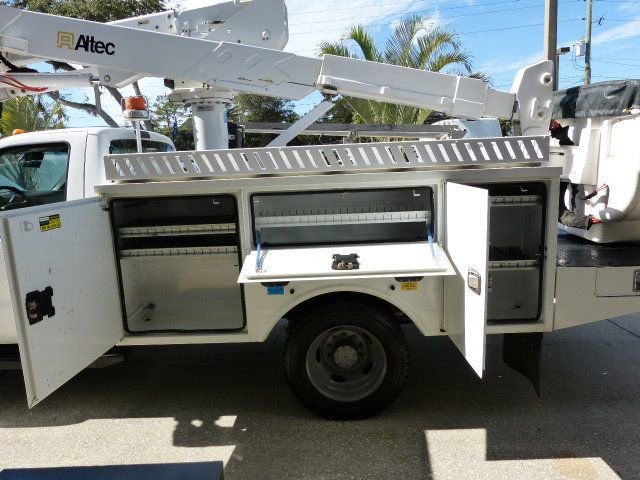 Used 2016 Ford F550 4x4 Regular Cab Super Duty image 14