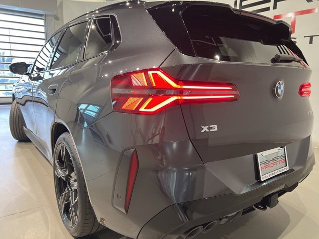 Used 2025 BMW X3 M50 w/ Premium Package image 9