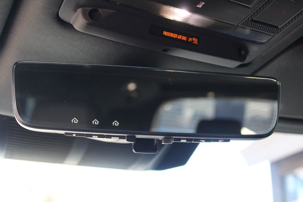 Used 2024 Land Rover Defender 130 Outbound image 32