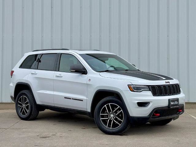 Used 2018 Jeep Grand Cherokee Trailhawk w/ Trailhawk Luxury Group image 7