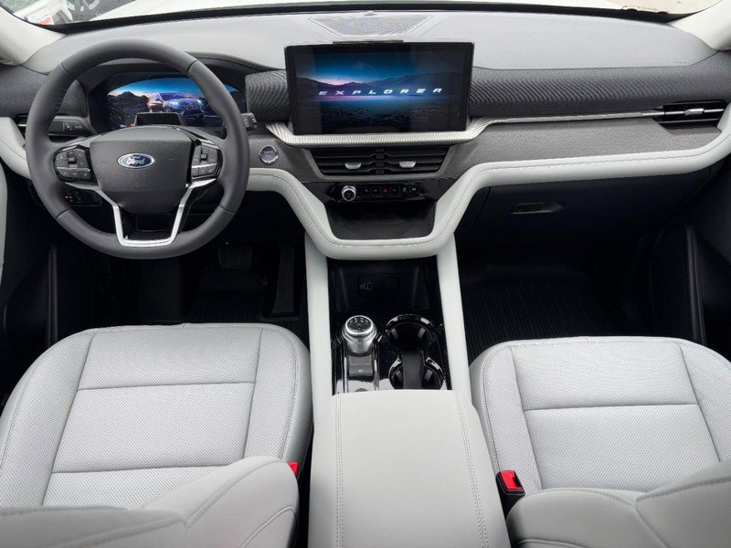 New 2026 Ford Explorer Platinum w/ LUX Leather Package image 7